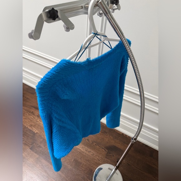 Zara Women's faux fur Vibrant Blue Cardigan - Picture 5 of 8